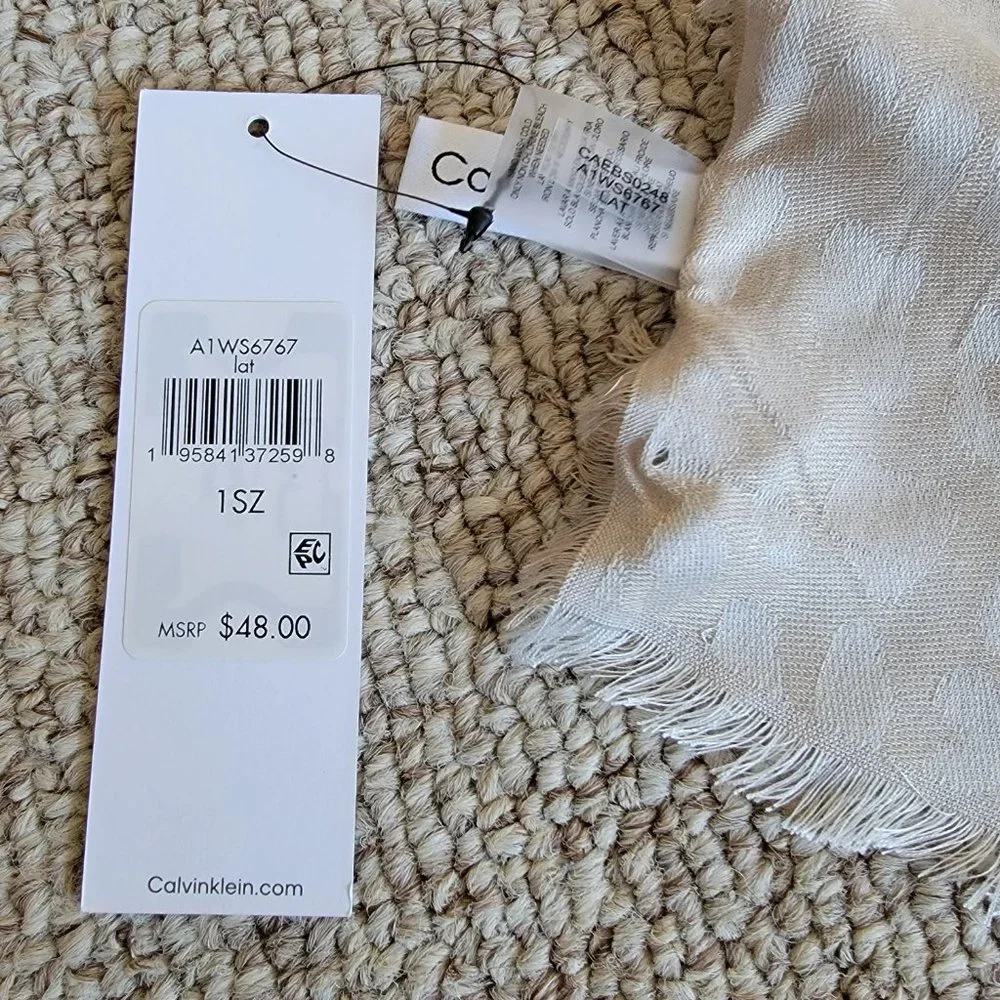 NWT Calvin Klein Beige Scarf